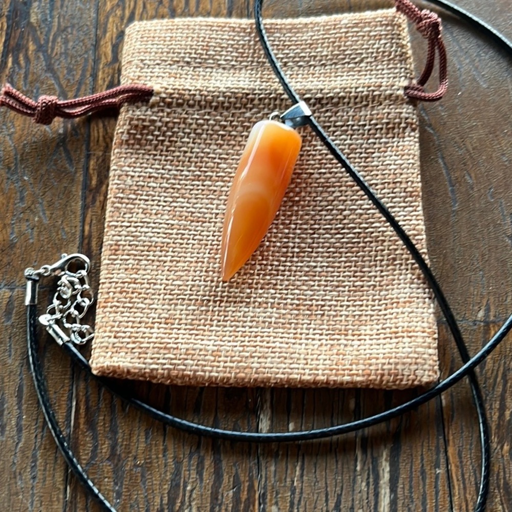 Red Onyx Carnelian Bullet Unisex Crystal Necklace Unisex Crystal Necklace